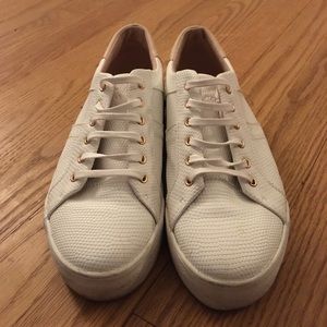 Pull & Bear white platform sneakers - size 6